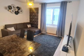 Charmante Maison avec extérieur - Astérix & CDG